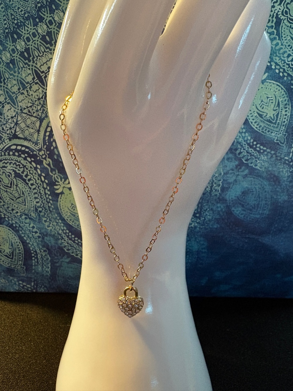 Gold Heart Pavé Pendant Bracelet